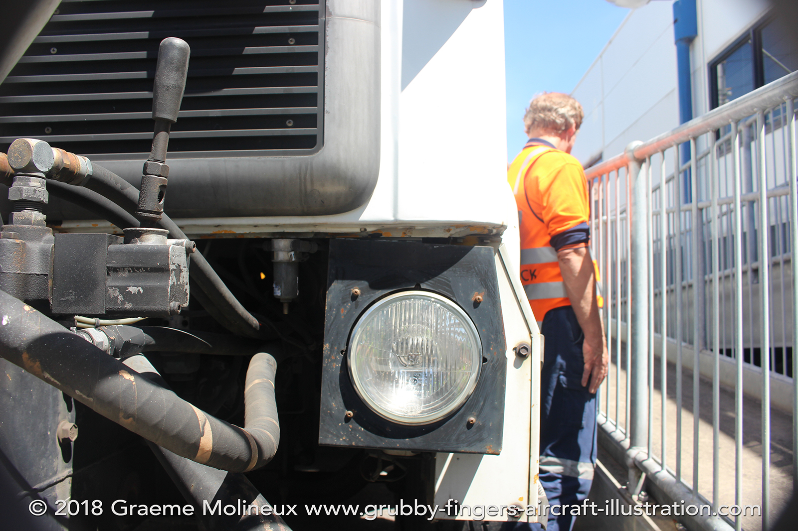 %_tempFileNameInternational%20ACCO%20Tramways%20Recovery%20Vehicle%20R10%20PVN867%20Southbank%202018%20117%20GraemeMolineux%