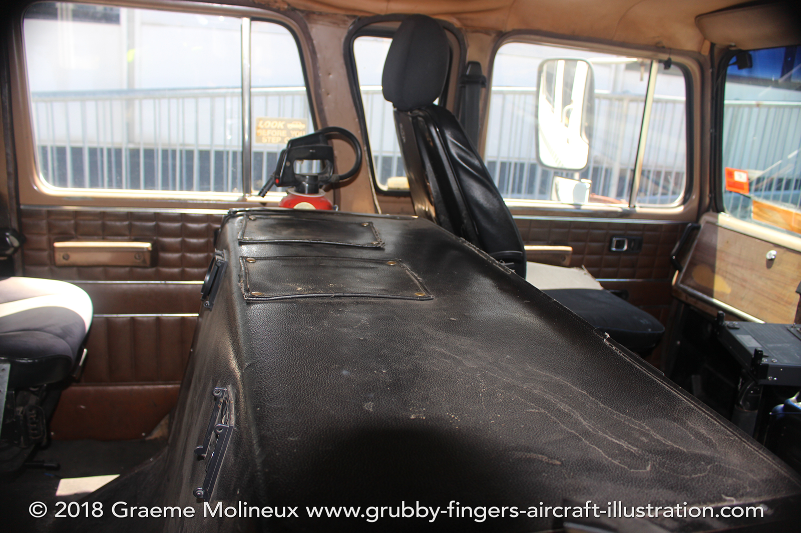 %_tempFileNameInternational%20ACCO%20Tramways%20Recovery%20Vehicle%20R10%20PVN867%20Southbank%202018%20330%20GraemeMolineux%