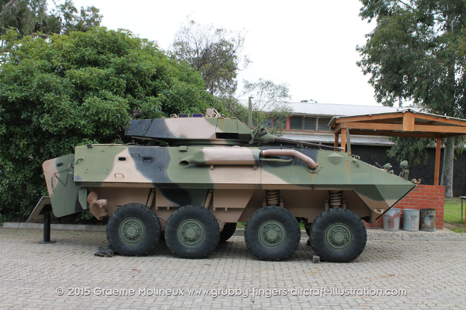 LAV-25%20Walkaround%20Puckapunyal%202014%2003%20GrubbyFingers