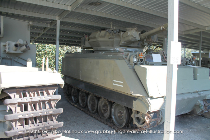M113%20FSV%20Walkaround%2015155%20Christine%20Army%20Bandiana%202014%2004_GrubbyFingers