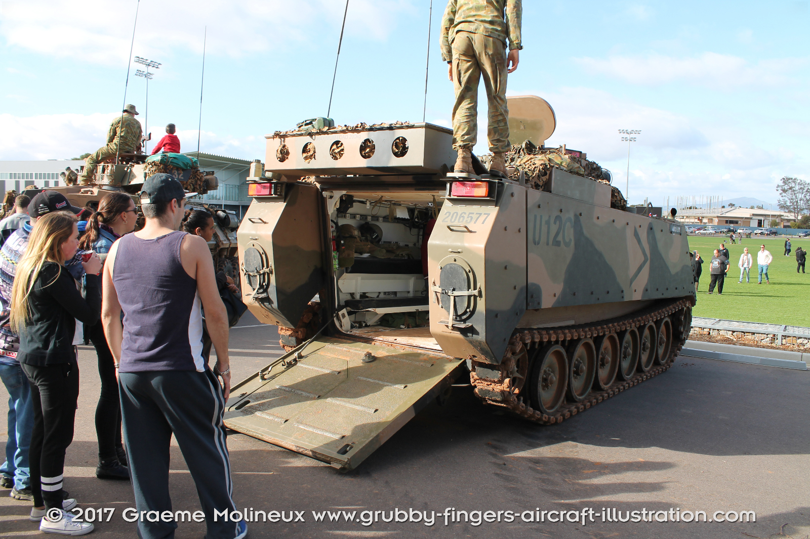 M113AS4%20APC%20296577%20Army%20Port%20Agusta%202016%2008%20Graeme%20Molineux