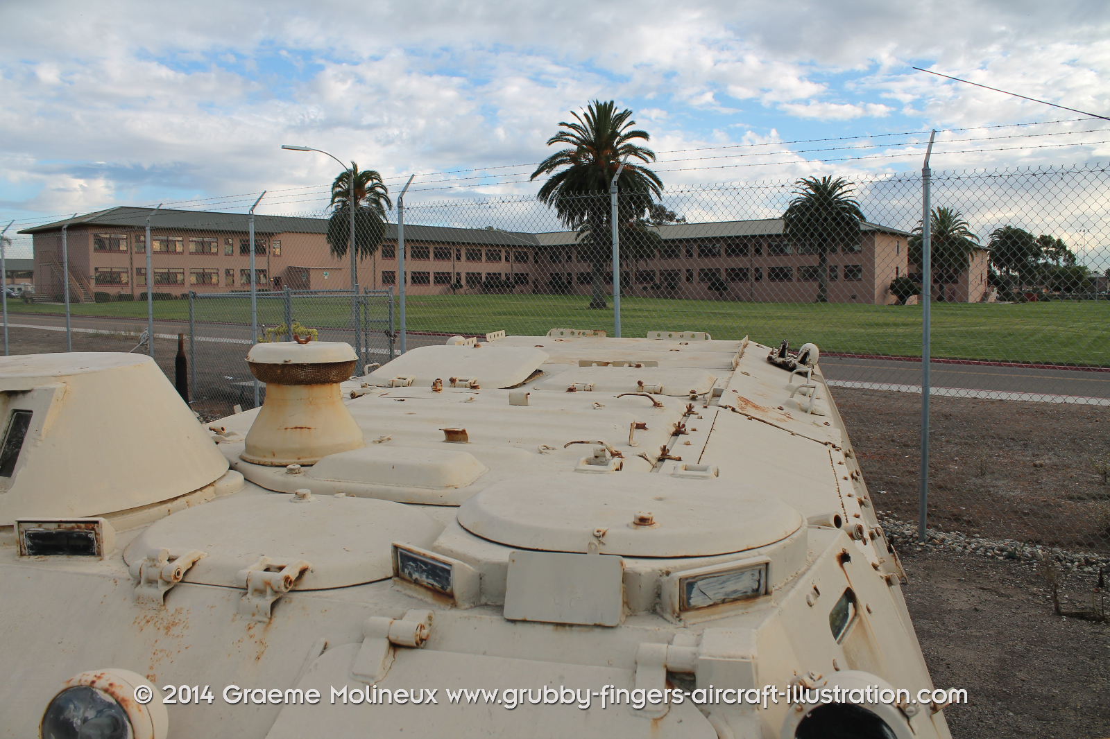 MT-LB_Miramar_Walkaround__17_GrubbyFingers