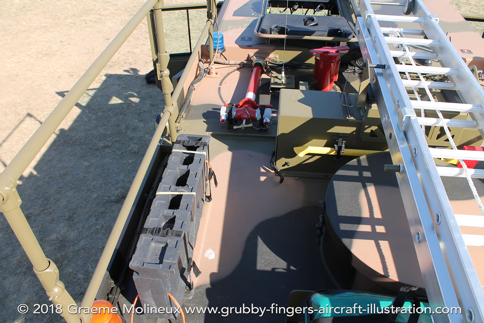 %_tempFileNameOshkosh%20Titan%20Fire%20Tender%20210-307%20RAAF%20Avalon%202017%20047%20GraemeMolineux%