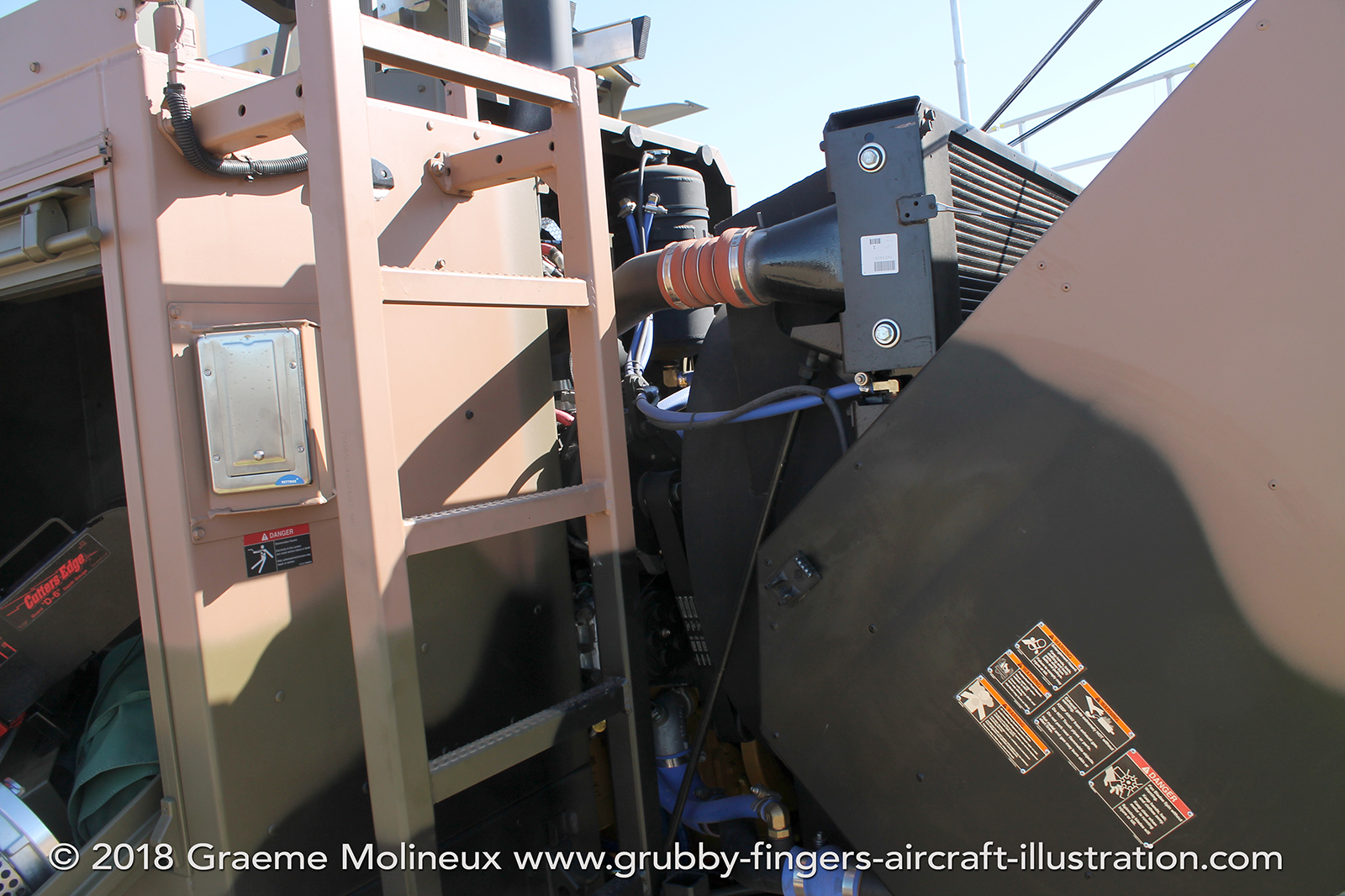 %_tempFileNameOshkosh%20Titan%20Fire%20Tender%20210-307%20RAAF%20Avalon%202017%20083%20GraemeMolineux%