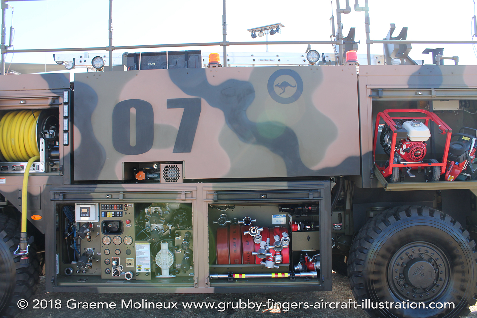 %_tempFileNameOshkosh%20Titan%20Fire%20Tender%20210-307%20RAAF%20Avalon%202017%20090%20GraemeMolineux%