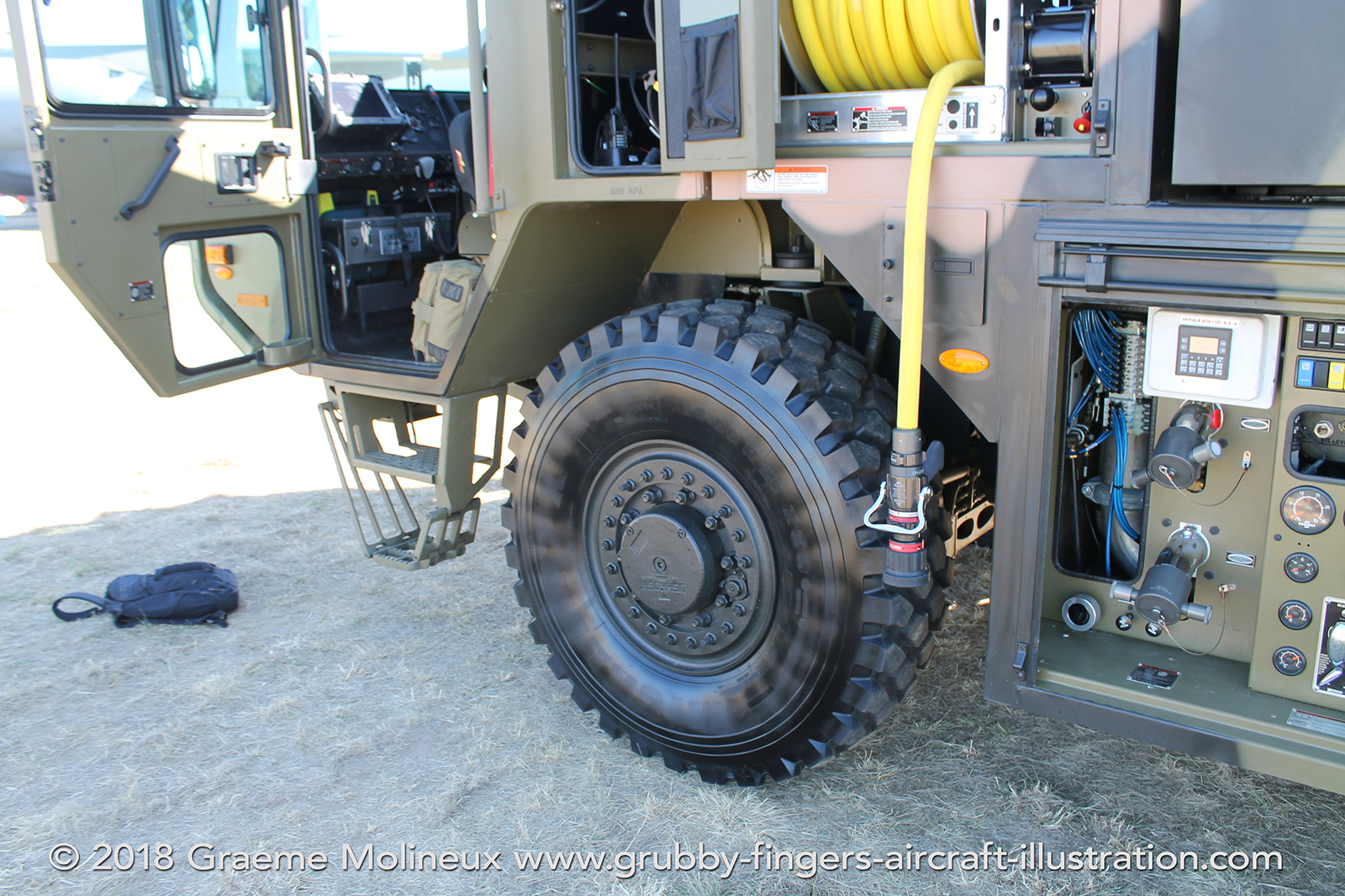 %_tempFileNameOshkosh%20Titan%20Fire%20Tender%20210-307%20RAAF%20Avalon%202017%20096%20GraemeMolineux%