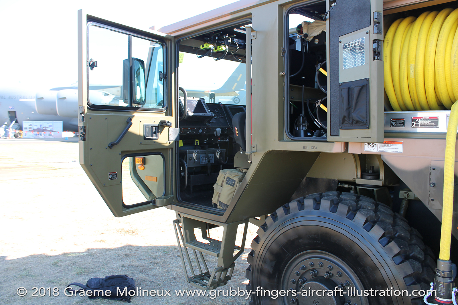 %_tempFileNameOshkosh%20Titan%20Fire%20Tender%20210-307%20RAAF%20Avalon%202017%20098%20GraemeMolineux%
