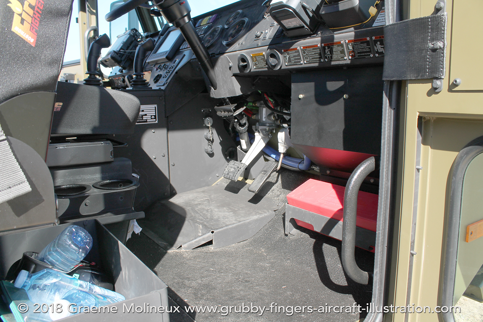 %_tempFileNameOshkosh%20Titan%20Fire%20Tender%20210-307%20RAAF%20Avalon%202017%20108%20GraemeMolineux%