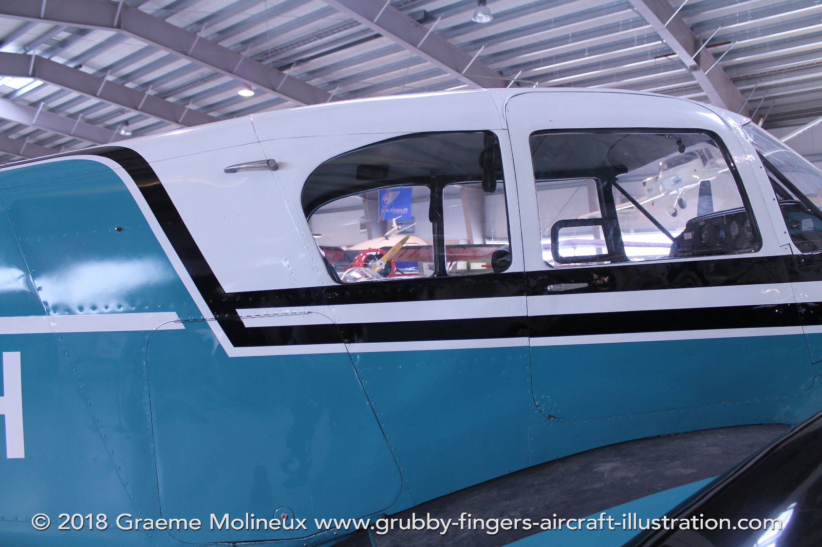 Piper%20PA-23%20Apache%20TF-JMH%20Iceland%202017%20035%20Graeme%20Molineux