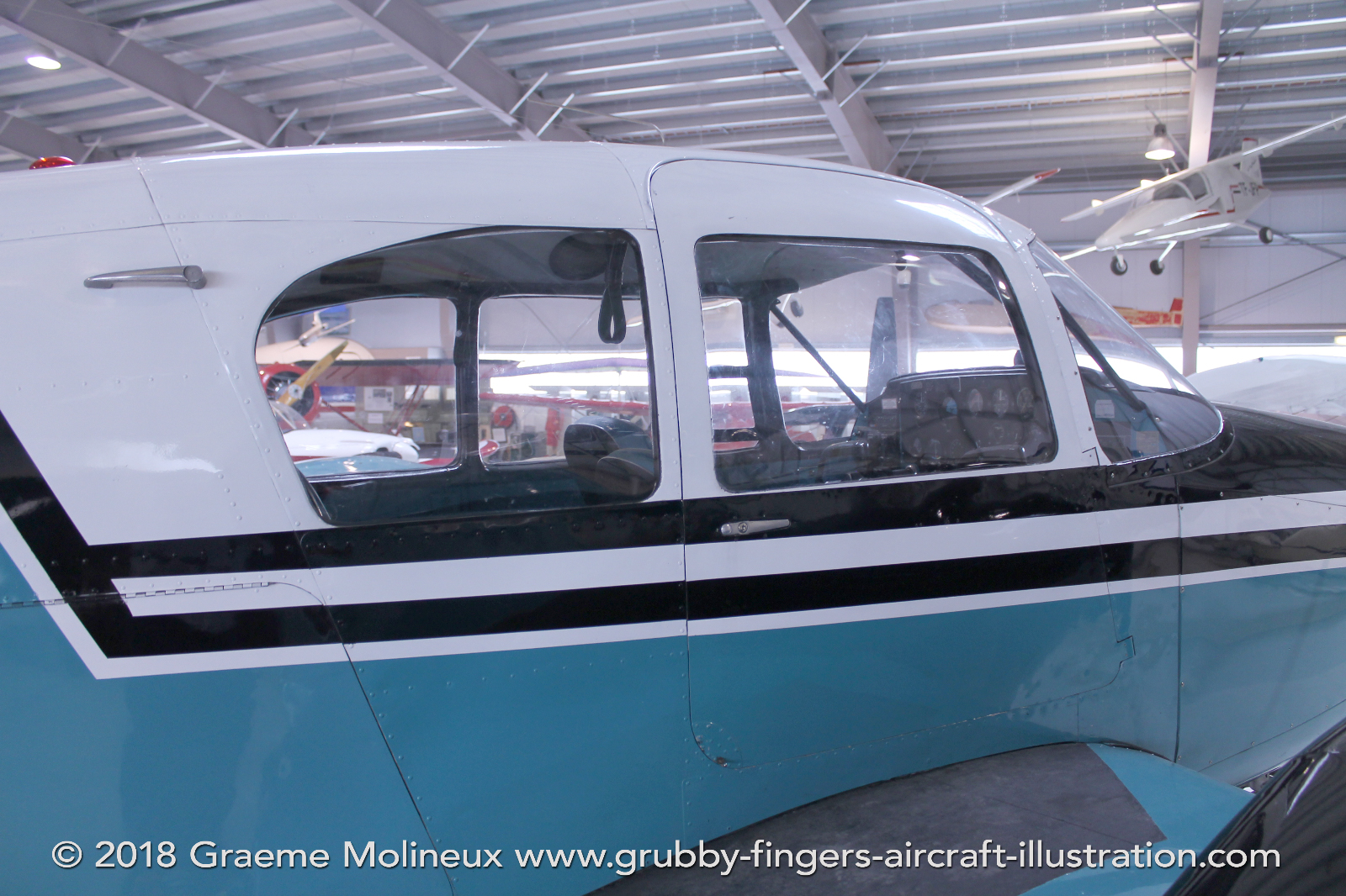 Piper%20PA-23%20Apache%20TF-JMH%20Iceland%202017%20043%20Graeme%20Molineux