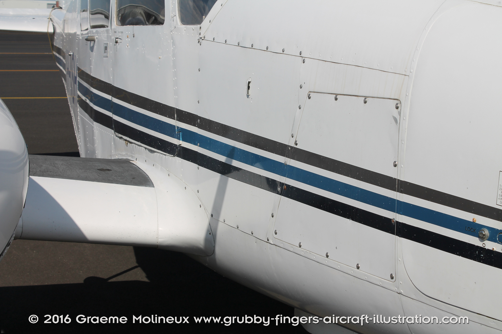 Piper_PA-23_Aztec_Walkaround_VH-ASH_Moorabbin_2016_10_GraemeMolineux