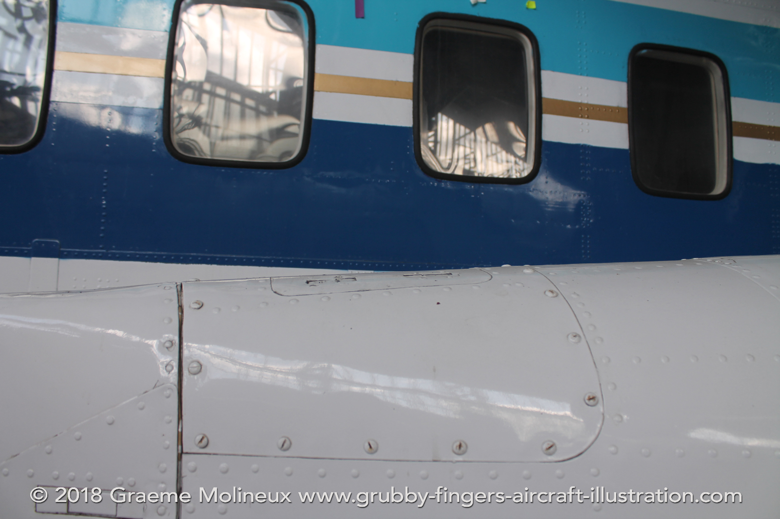 Shorts%20330%20G-BDBS%20UAS%202017%20086%20Graeme%20Molineux