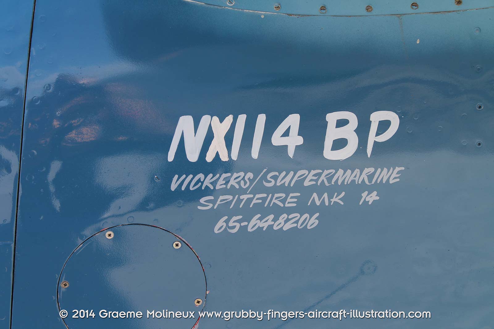 %_tempFileNameSupermarine_Spitfire_XIV_NX114BP_Palm_Springs_Walkaround_02_GrubbyFingers%