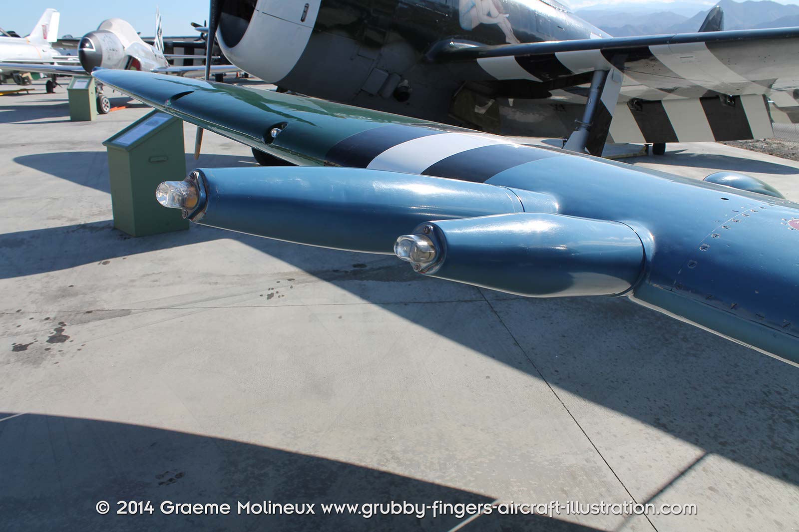 %_tempFileNameSupermarine_Spitfire_XIV_NX114BP_Palm_Springs_Walkaround_18_GrubbyFingers%
