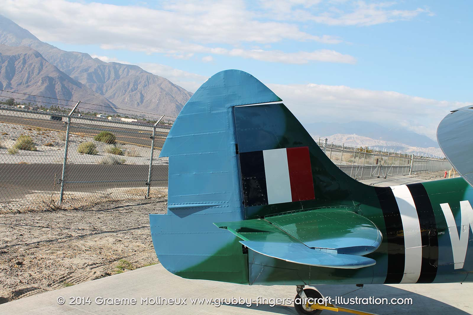 %_tempFileNameSupermarine_Spitfire_XIV_NX114BP_Palm_Springs_Walkaround_34_GrubbyFingers%