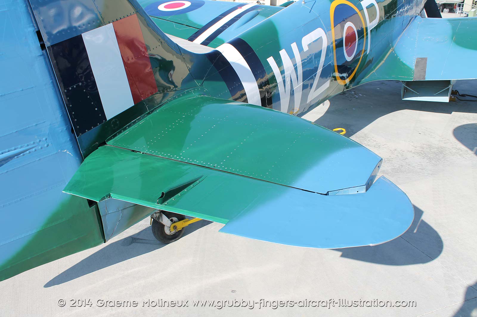 %_tempFileNameSupermarine_Spitfire_XIV_NX114BP_Palm_Springs_Walkaround_35_GrubbyFingers%