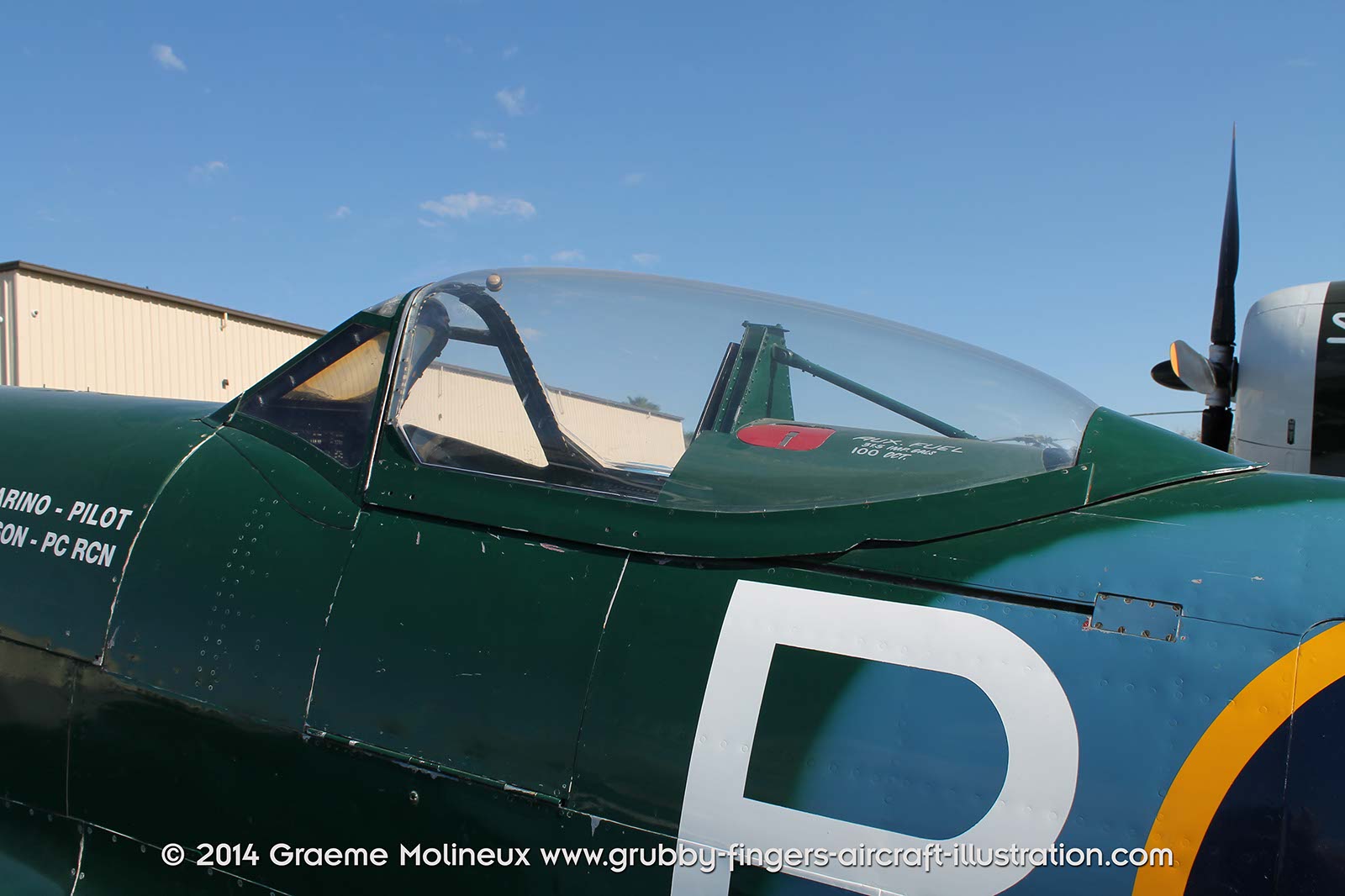 %_tempFileNameSupermarine_Spitfire_XIV_NX114BP_Palm_Springs_Walkaround_41_GrubbyFingers%