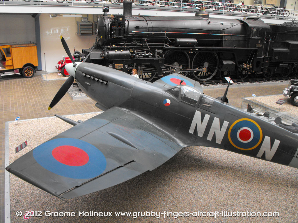 Supermarine_Spitfire_LF_MkIXE_TE565_Prague_003