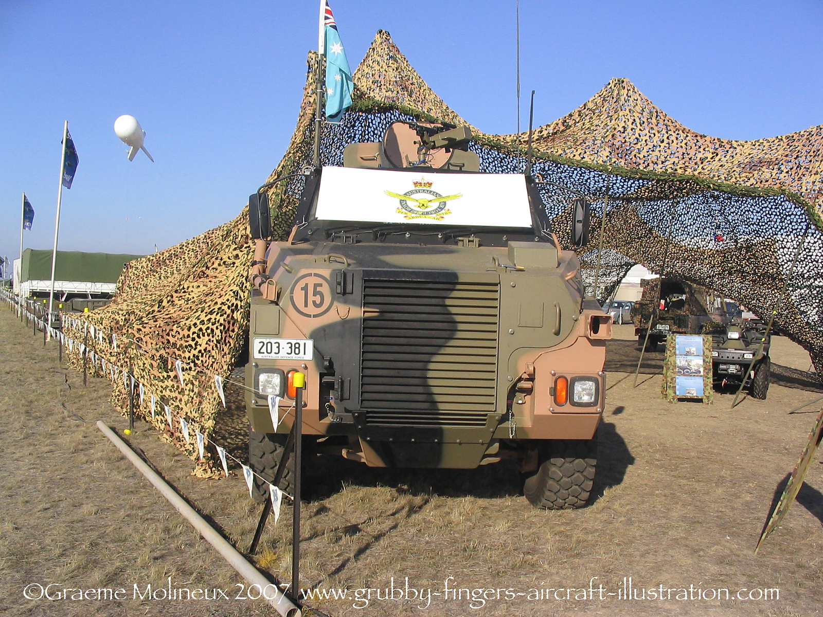 Thales%20Bushmaster%20IMV%20203-381%20RAAF%20Avalon%202007%2022%20Graeme%20Molineux