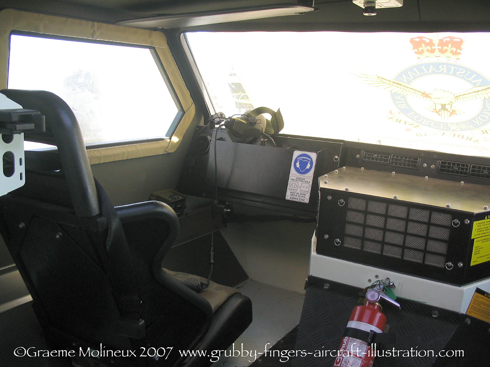 Thales%20Bushmaster%20IMV%20203-381%20RAAF%20Avalon%202007%2040%20Graeme%20Molineux