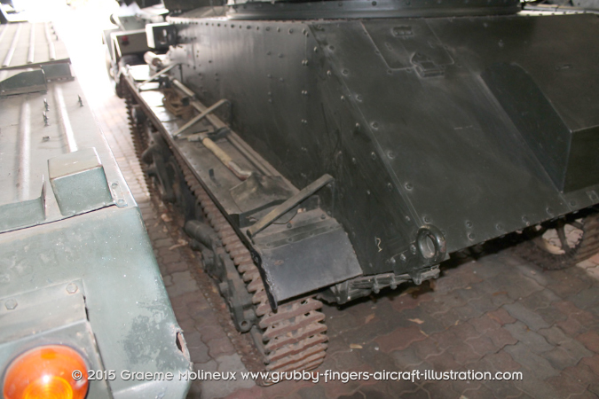 VICKERS%20Light%20Tank%20Mk%20VIA%20Walkaround%20DD276%20Puckapunyal%202014%2008%20GrubbyFingers