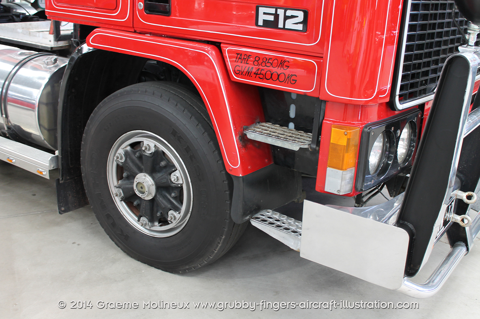 %_tempFileNameVolvo_F12_Walkaround_2014_03_GrubbyFingers%