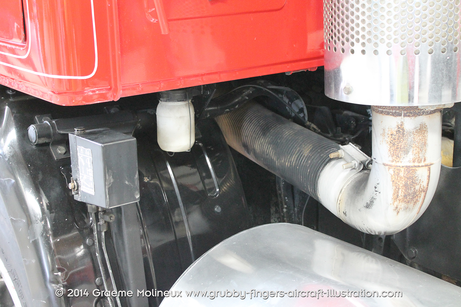 %_tempFileNameVolvo_F12_Walkaround_2014_24_GrubbyFingers%