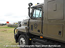 mack_fleetliner_lowloader_walkaround_raaf_avalon_2011_27