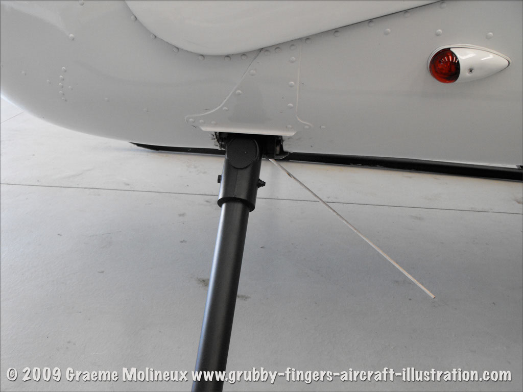 robinson_r22_vh-asz_04