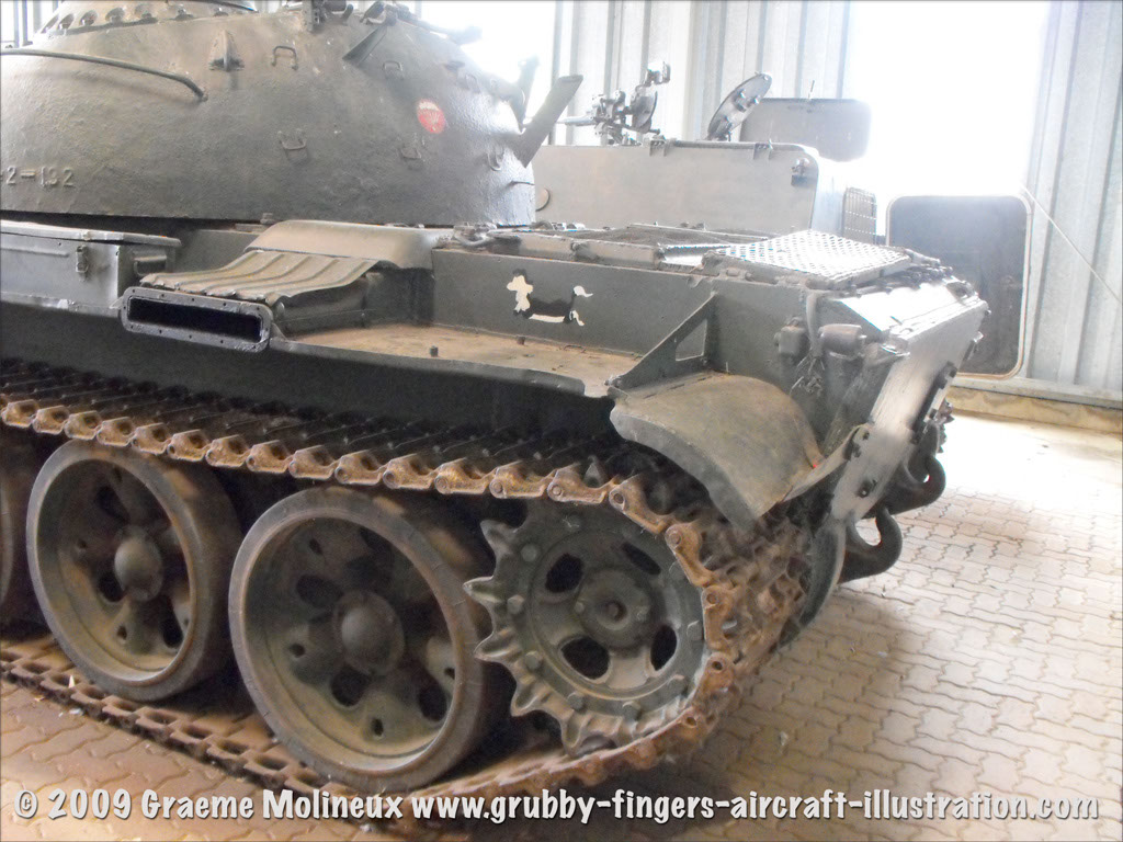 t-54_tank_puckapunyal_09