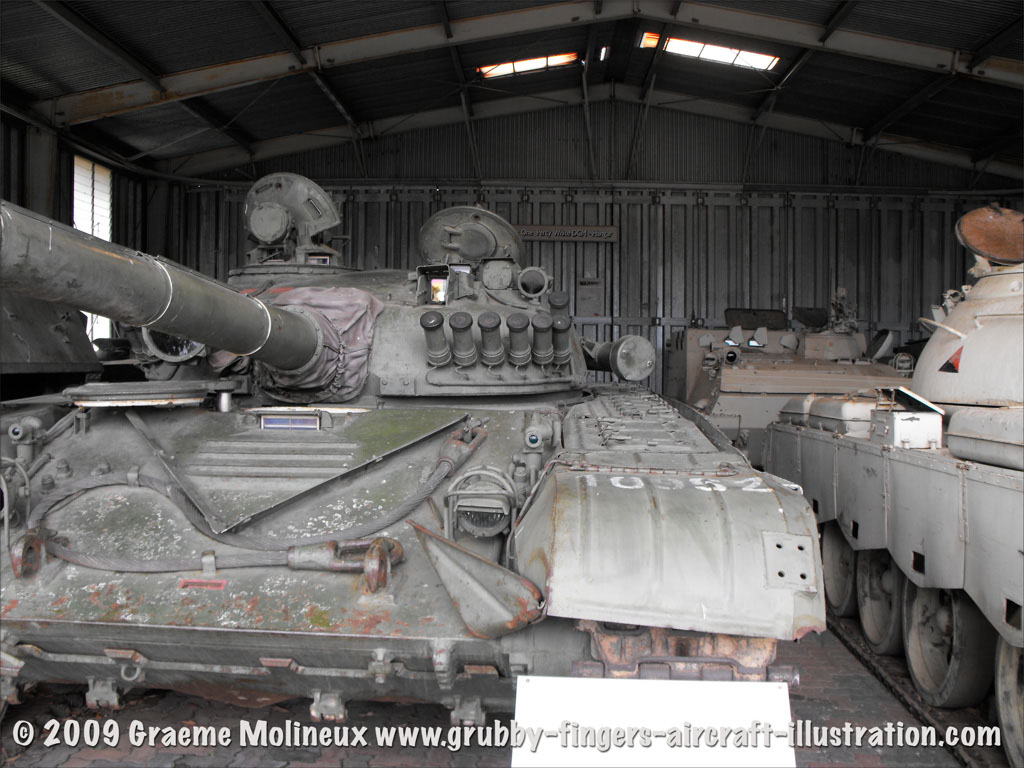 t-62_tank_puckapunyal_07
