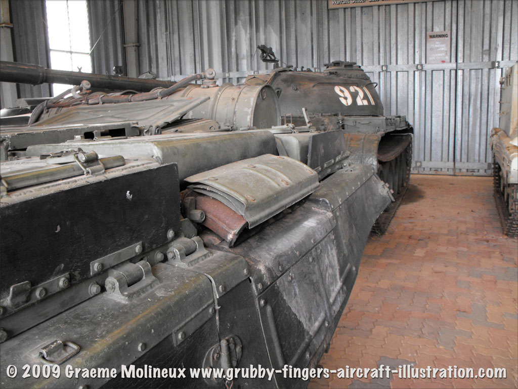 t-62_tank_puckapunyal_11